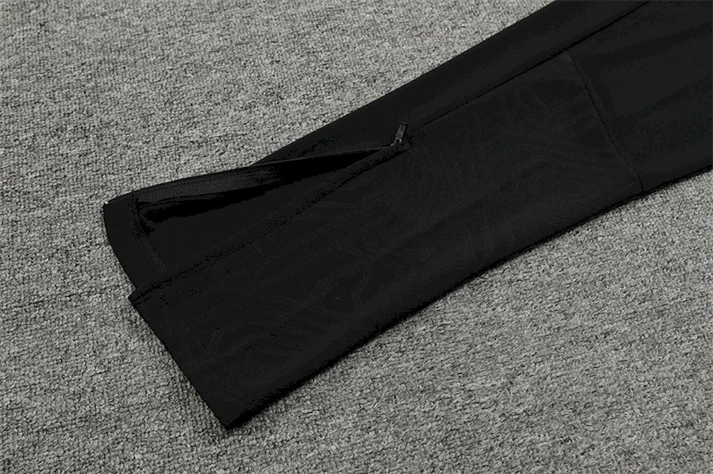 Unisex Ac Milan 2024/25 Half-Zip Adult Sweater+Pant 14001 - Image 3