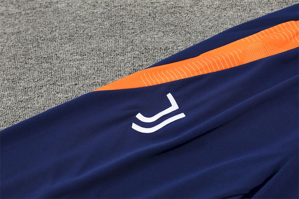 Unisex Juventus 2024/25 Half-Zip Adult Sweater+Pant 14001 - Image 3