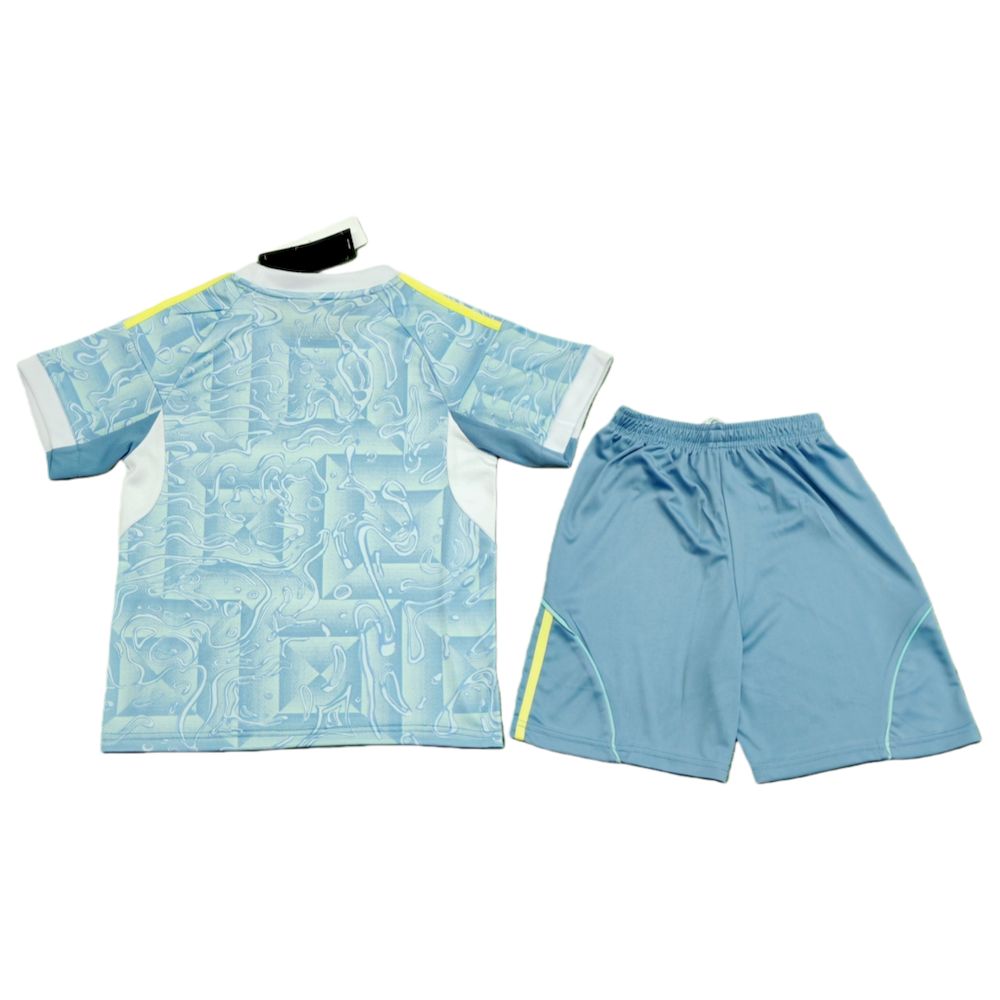 Kids Juventus 2025/26 Away Kit - Image 4