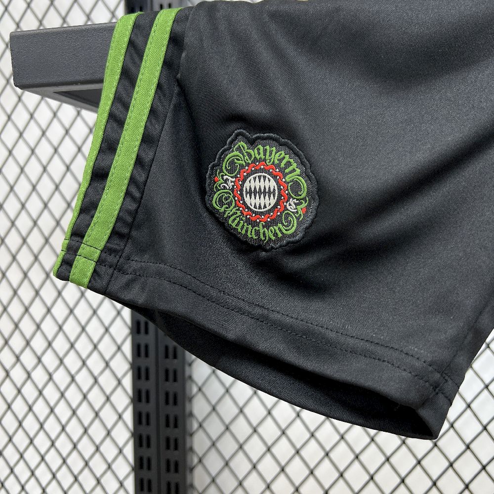 Kids Bayern Munich 2025/26 Oktoberfest Kit - Image 9