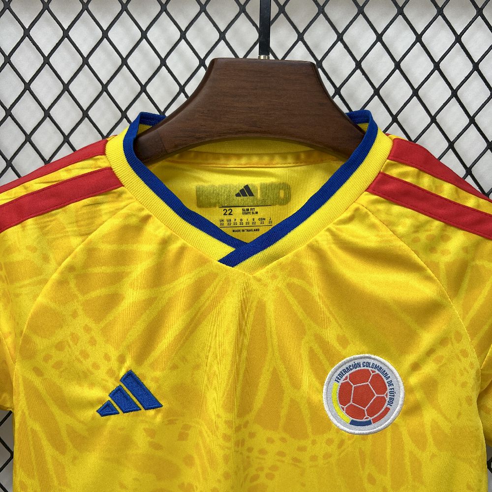 Kids Colombia 2025/26 Home Kit - Image 2