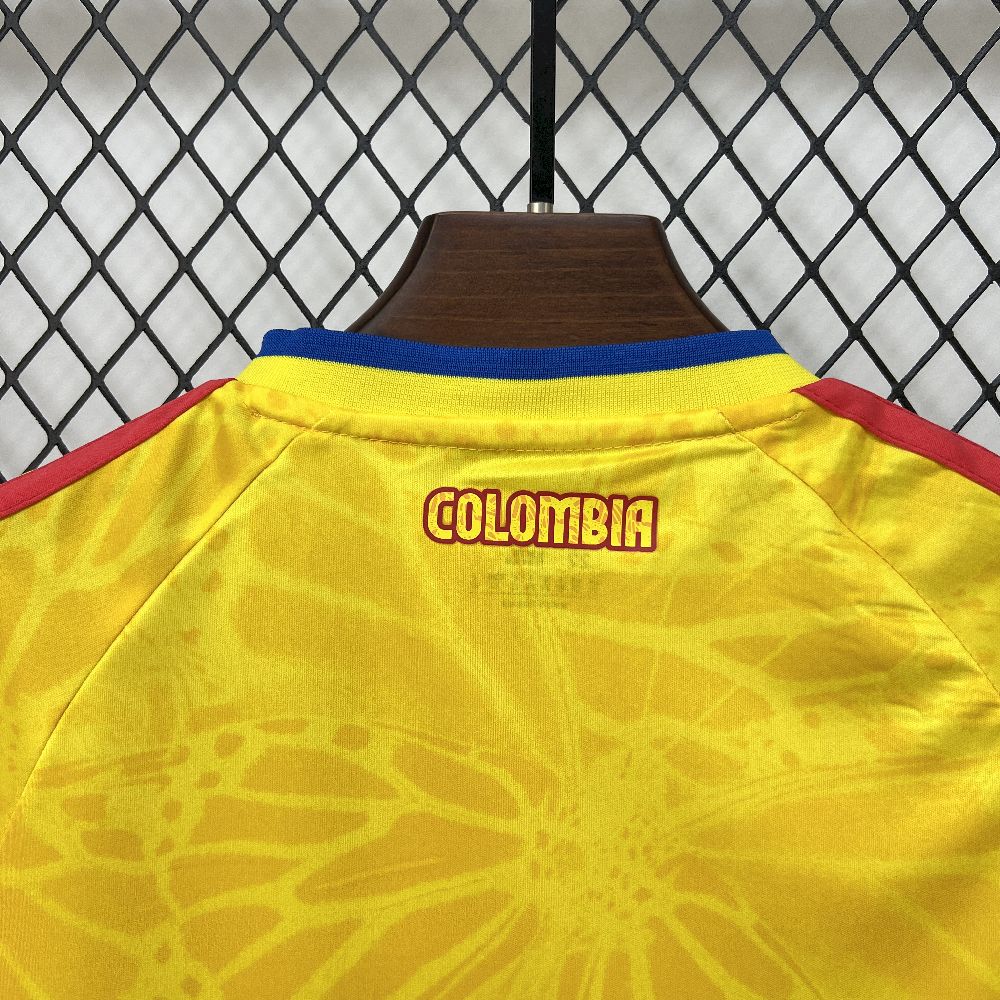Kids Colombia 2025/26 Home Kit - Image 6
