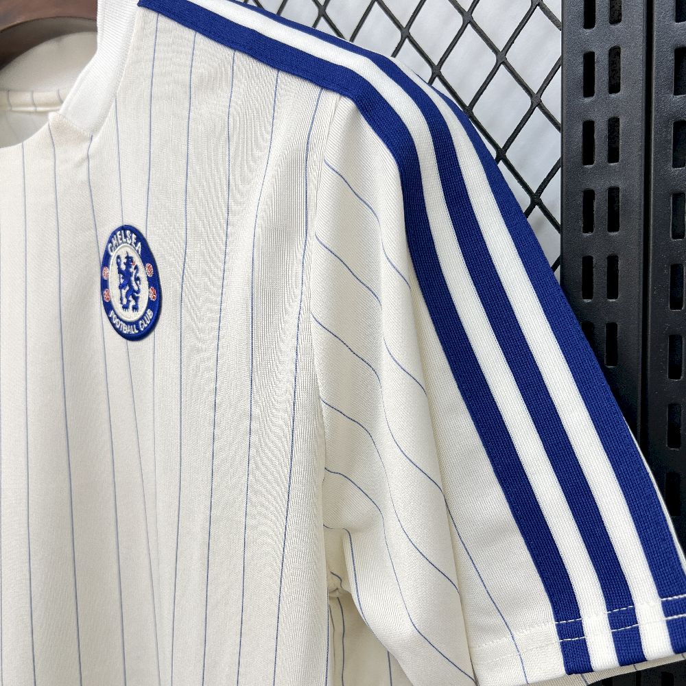 Mens Chelsea 2025/26 Terrace Icons Jersey - Image 4