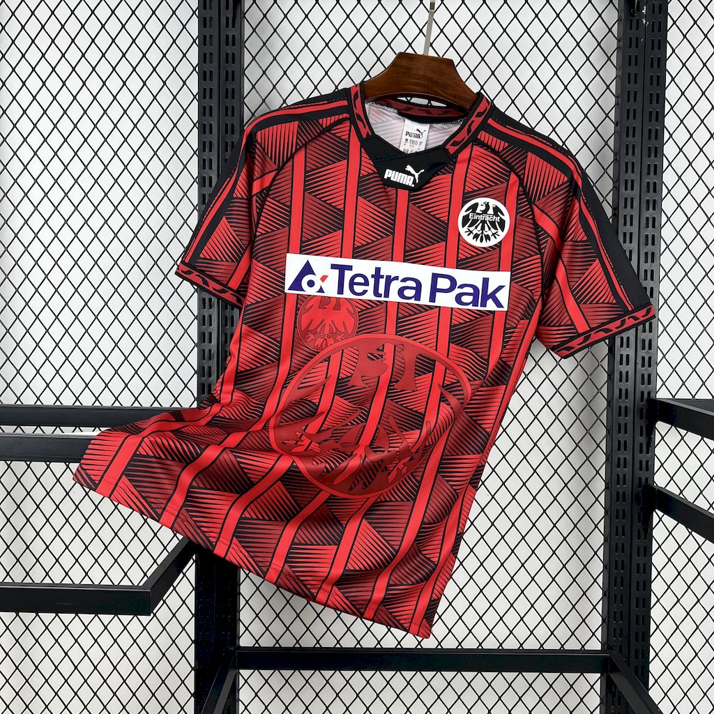 Eintracht Frankfurt - Jersey District