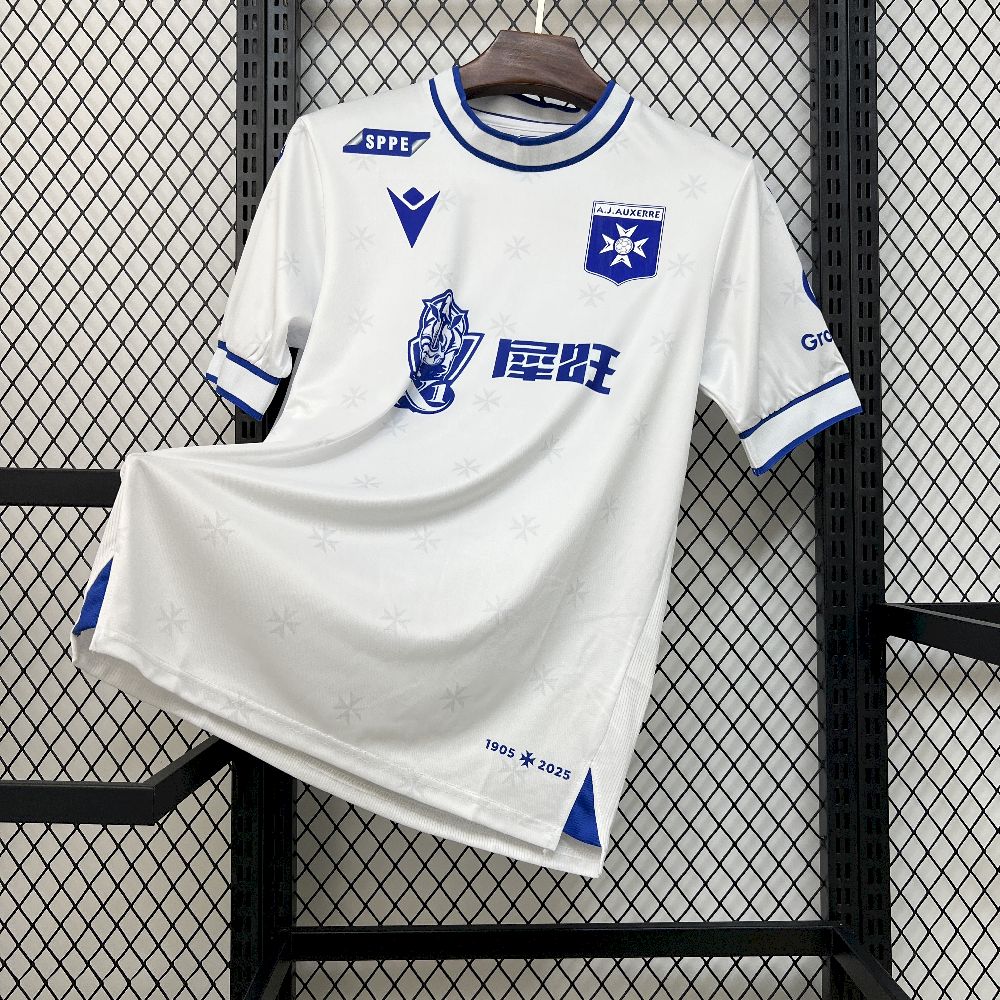 AJ Auxerre - Jersey District