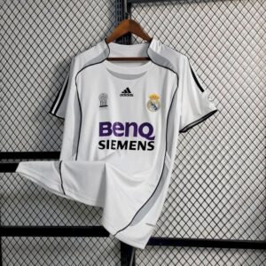 Retro Real Madrid 2006/07 Home Jersey