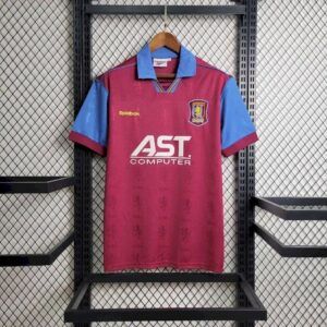 Vista alternativa dell'Retro Aston Villa 1995/96 Home Jersey