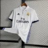 Maglia retrò del Real Madrid 2016/17
