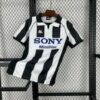 Retro Juventus 1997/99 Home Jersey