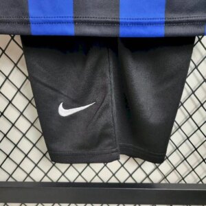 42561f9e7159f94725130a0c4a85bf53