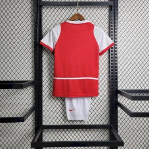 Vista alternativa de Retro Arsenal 2002/04 Home Kids Kit