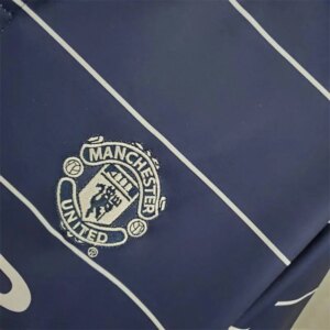 Manchester United 199900 away Retro Jersey 33287