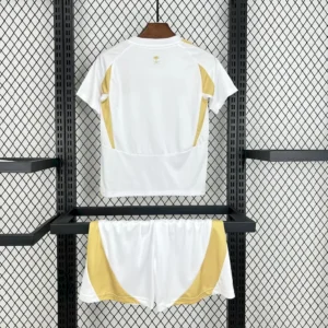 Vue alternative de Kids Al-Nassr 2024/25 Third Kit