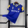 Retro Juventus 1995/96 Away Jersey