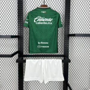 Vue alternative de Kids Club Le¨®n F.C. 2024/25 Home Kit