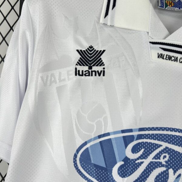 Valencia Cf 1999/00 Home Retro Jersey - Image 8