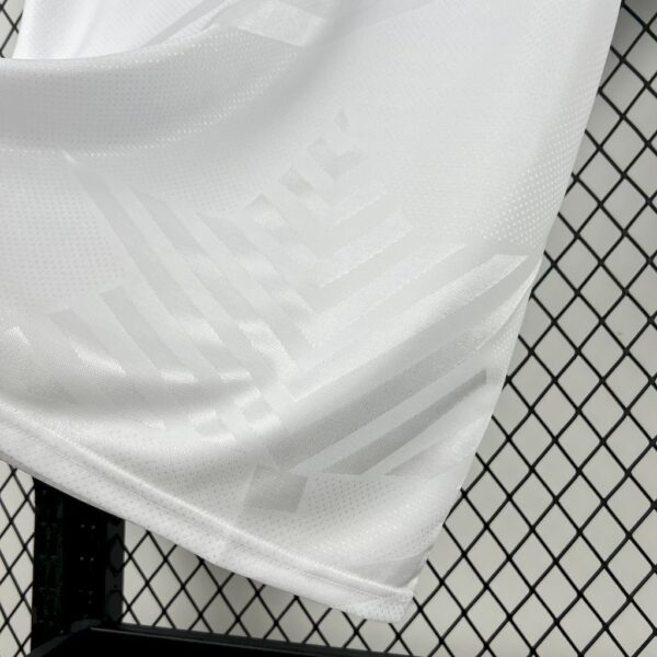 Valencia Cf 1999/00 Home Retro Jersey - Image 5
