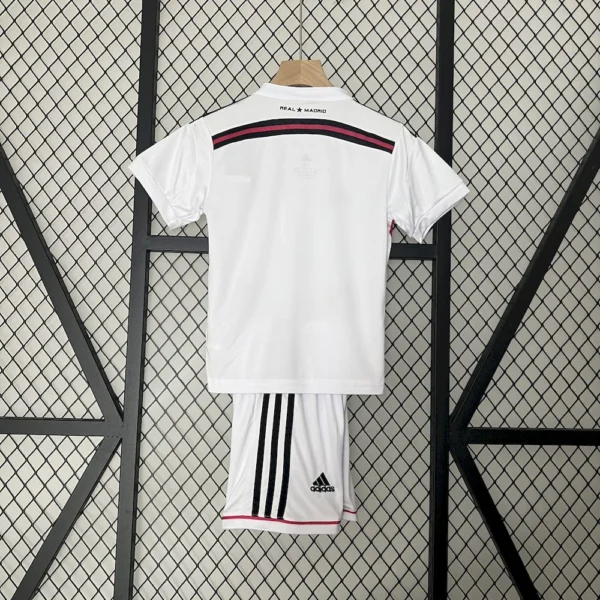 Real Madrid 2014/15 Home Kids Retro Jersey And Shorts - Image 2
