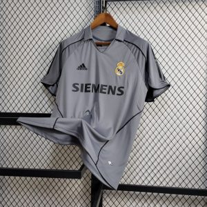 Real Madrid 2005/06 Third Retro Jersey