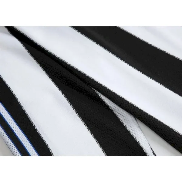 Newcastle United 1999/2000 Home Long Sleeves Retro Jersey - Image 5