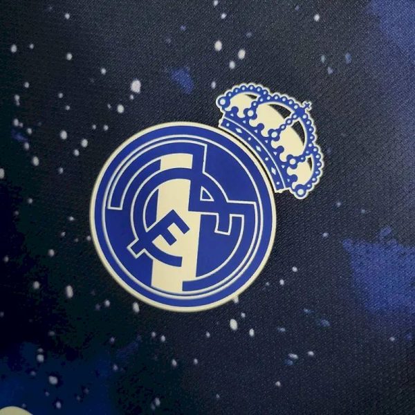 Real Madrid 2018/19 Full Sky Star Special Edition Retro Jersey - Image 5