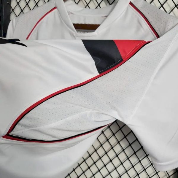 Flamengo 2002 Away Retro Jersey - Image 3