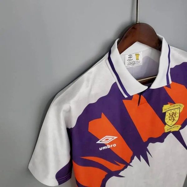 Scotland 1991/93 Away Retro Jersey - Image 2
