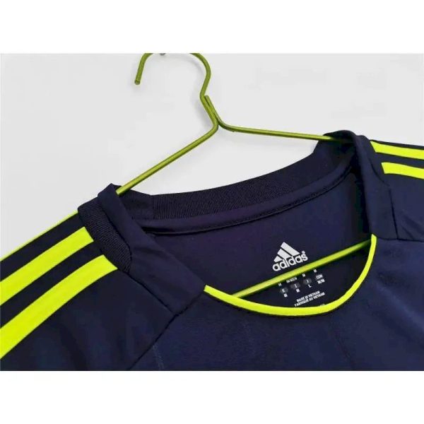 Real Madrid 2012/13 Away Retro Jersey - Image 4