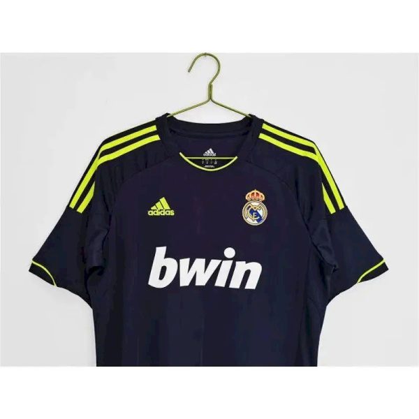 Real Madrid 2012/13 Away Retro Jersey - Image 11
