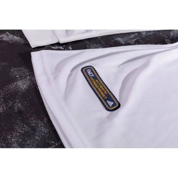 Real Madrid 2001/02 Home Long Sleeves Retro Jersey - Image 9