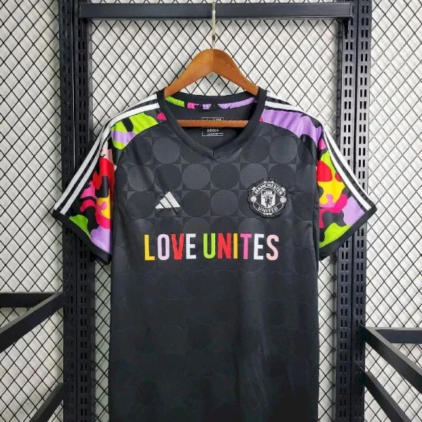 Manchester United 2024/25 Pre-Match Training Jersey - Image 2