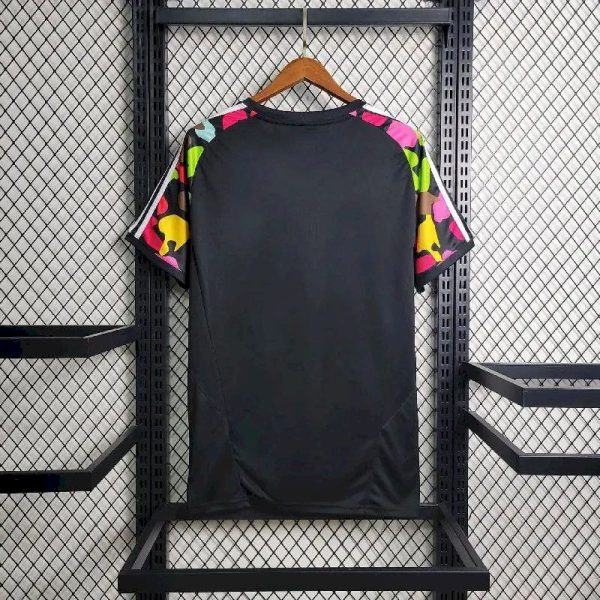 Japan 2024/25 Pre-Match Training Jersey - Image 2
