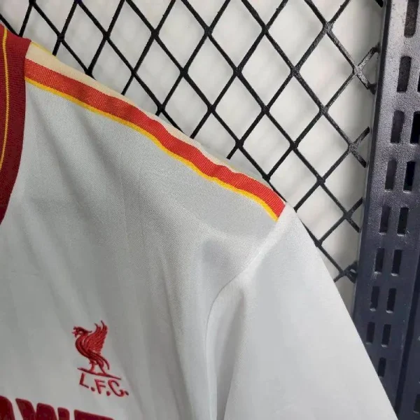 Liverpool 1985/86 Away Retro Jersey - Image 7