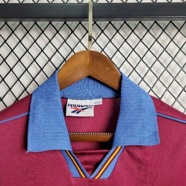 Aston Villa 1995/96 Home Retro Jersey - Image 3
