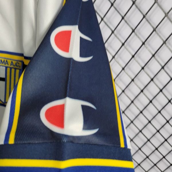 Parma Calcio 2001/02 Home Retro Jersey - Image 5