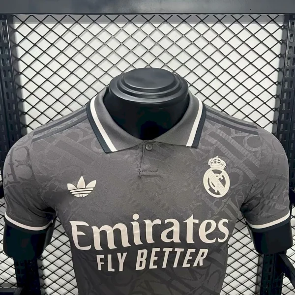 Real Madrid 2024/25 Third Jersey Player Version - Image 3