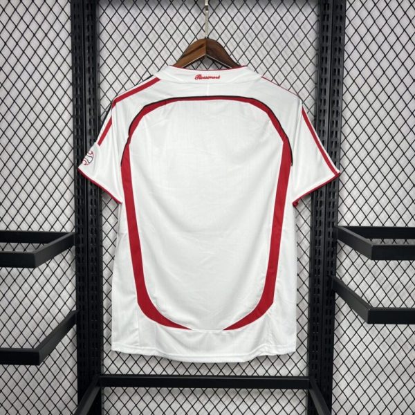 Ac Milan 2006/07 Away Retro Jersey - Image 2
