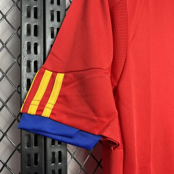 Spain 2010 Home Retro Jersey - Image 10