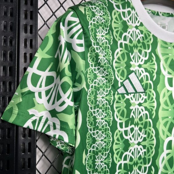 Celtic 2024/25 Pre-Match Training Jersey - Image 7