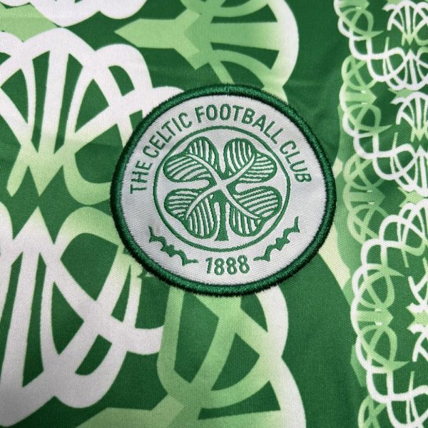 Celtic 2024/25 Pre-Match Training Jersey - Image 3