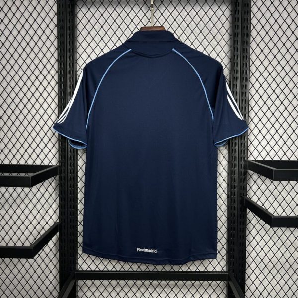 Real Madrid 2005/06 Away Retro Jersey - Image 2
