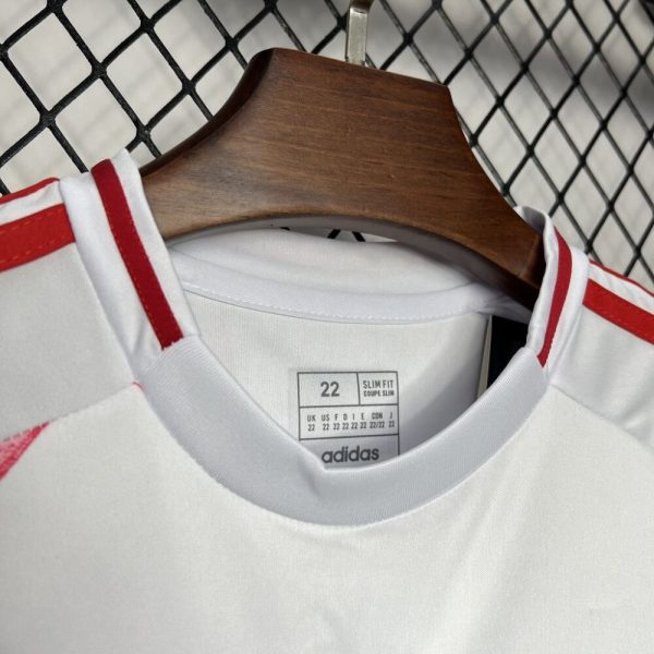 Japan 2024/25 Away Kids Kit - Image 5
