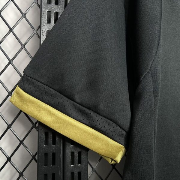 Juventus 2015/16 Third Retro Jersey - Image 10