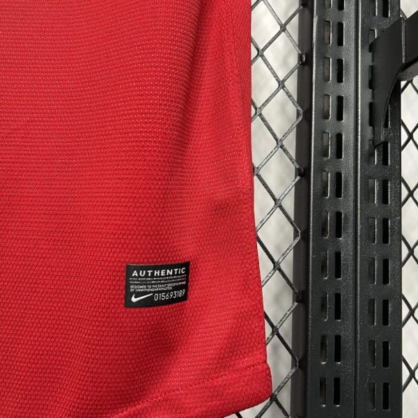 Portugal 2012 Euro Cup Home Retro Jersey - Image 7
