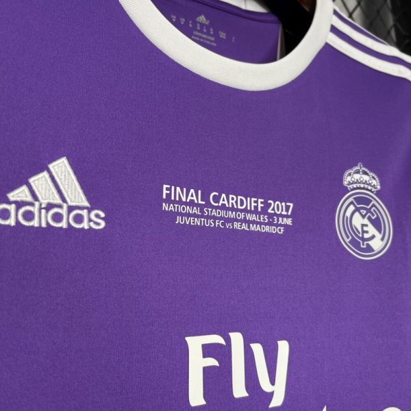 Real Madrid 2016/17 Away Ucl Retro Jersey - Image 4