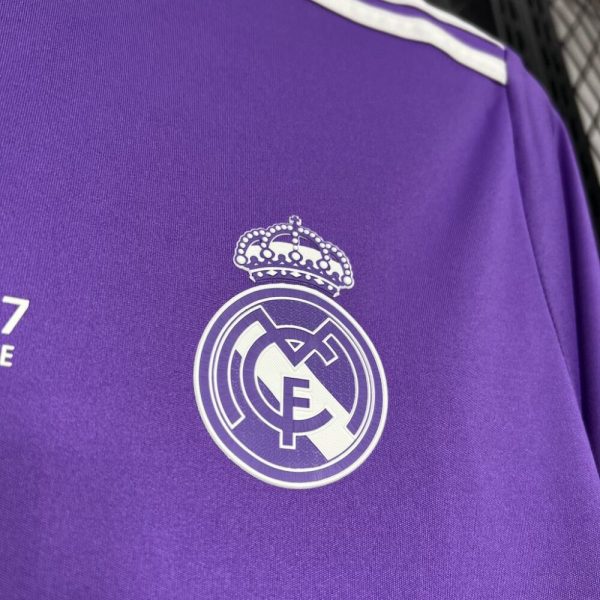 Real Madrid 2016/17 Away Ucl Retro Jersey - Image 3