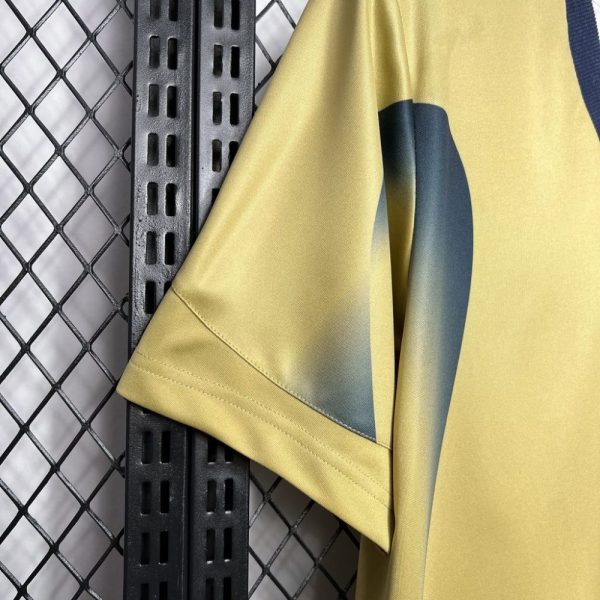 Italy 2006 World Cup Goalkeeper Retro Jersey - Image 4