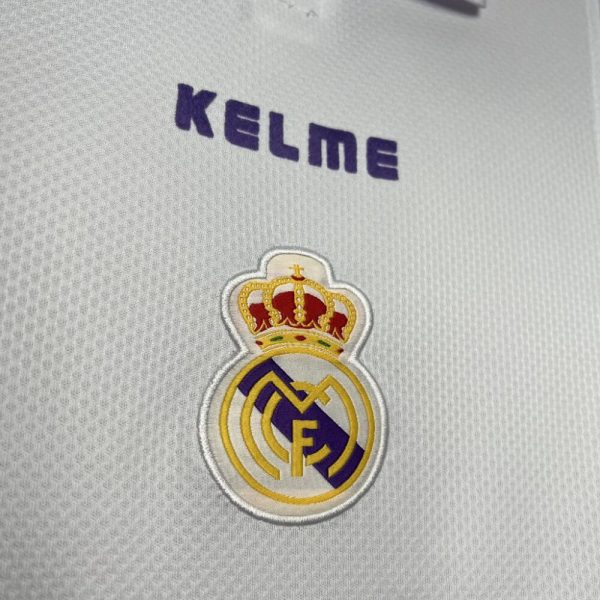 Real Madrid 1997/98 Home Retro Jersey - Image 3
