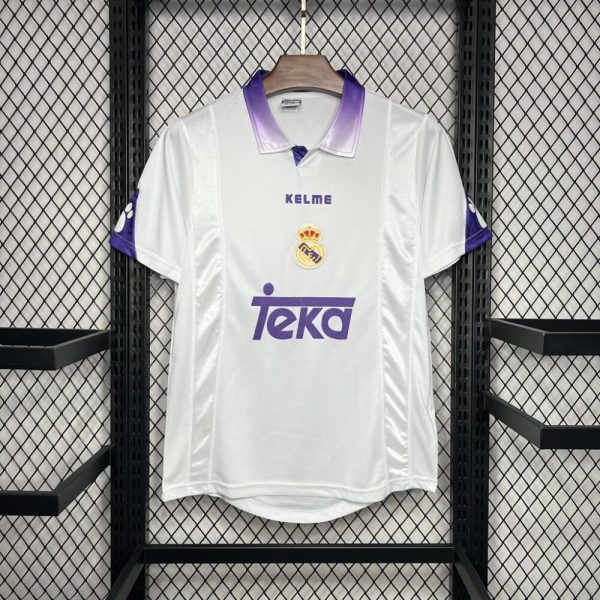 Real Madrid 1997/98 Home Retro Jersey - Image 4