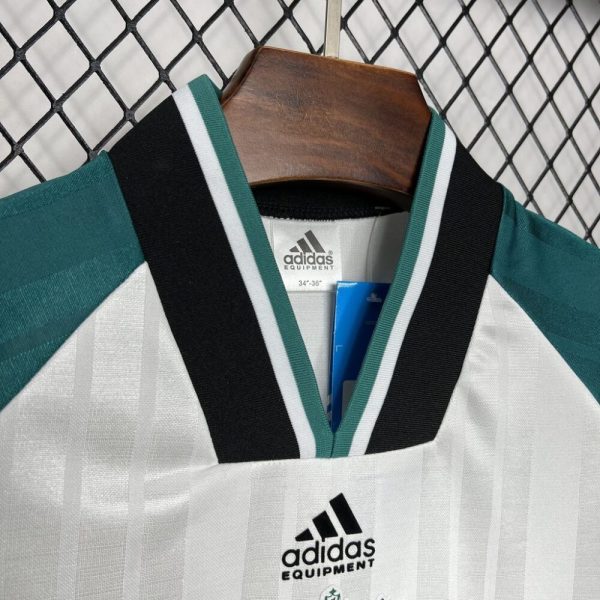 Liverpool 1993/95 Away Retro Jersey - Image 7